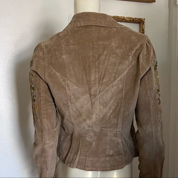 New True meaning corduroy embroidered floral jacket size Large New With Tags A7 - Picture 4 of 16